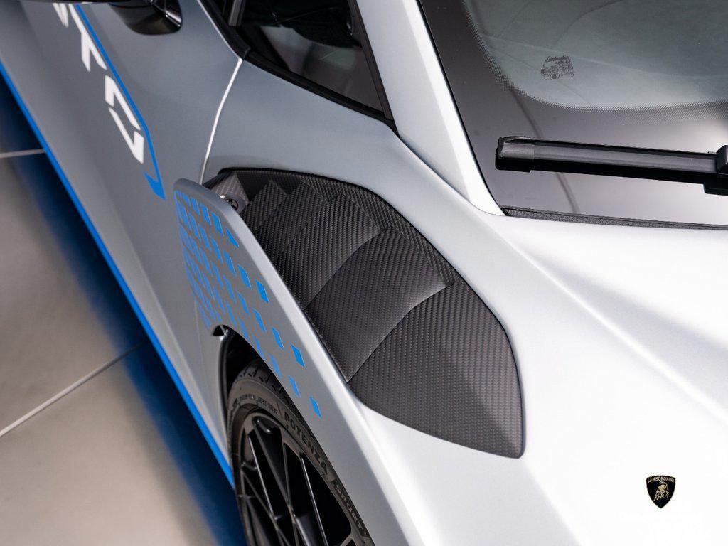 2022 Lamborghini Huracan Sto Coupe
