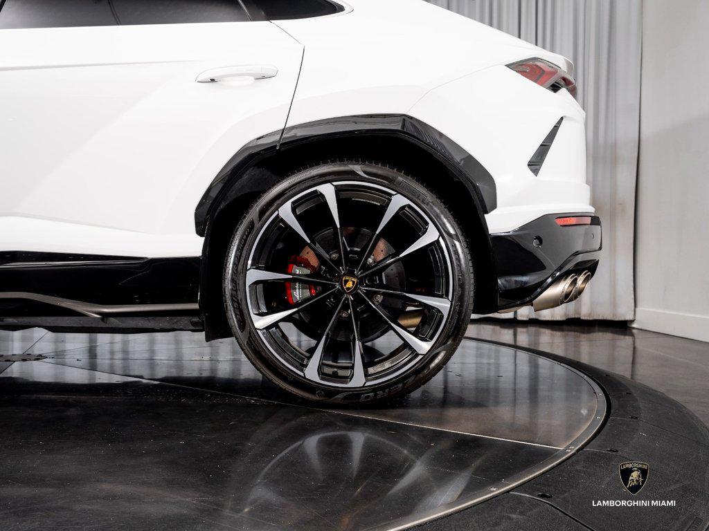 2022 Lamborghini Urus . North Miami Beach FL