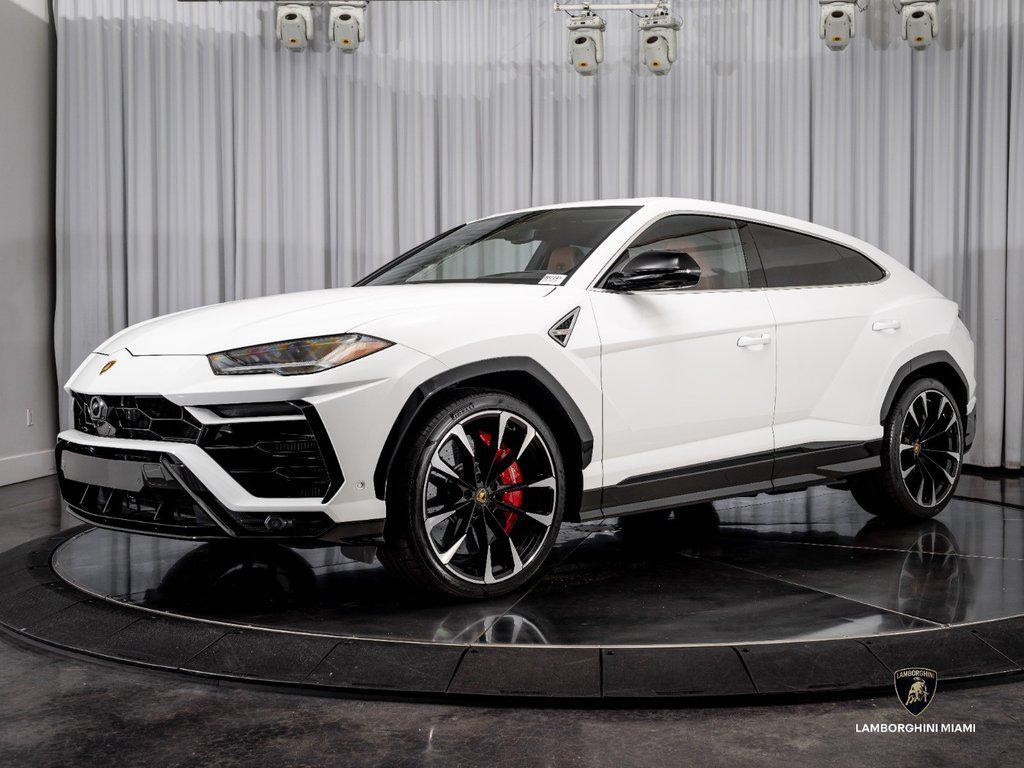 2022 Lamborghini Urus . North Miami Beach FL
