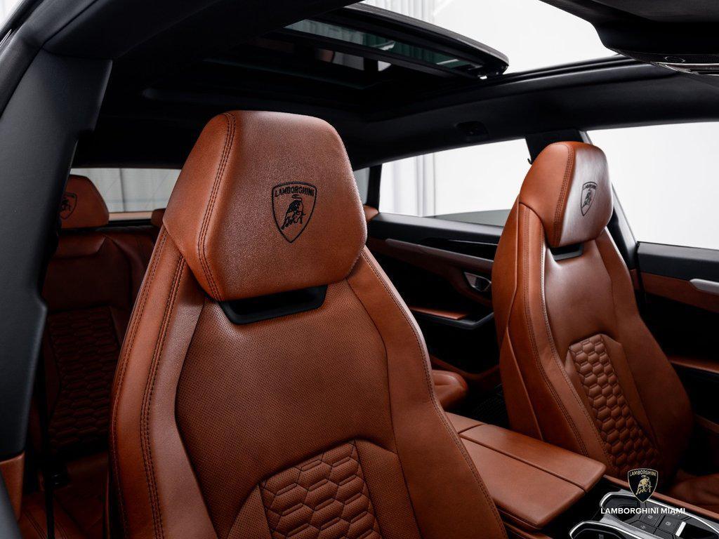 2022 Lamborghini Urus . North Miami Beach FL