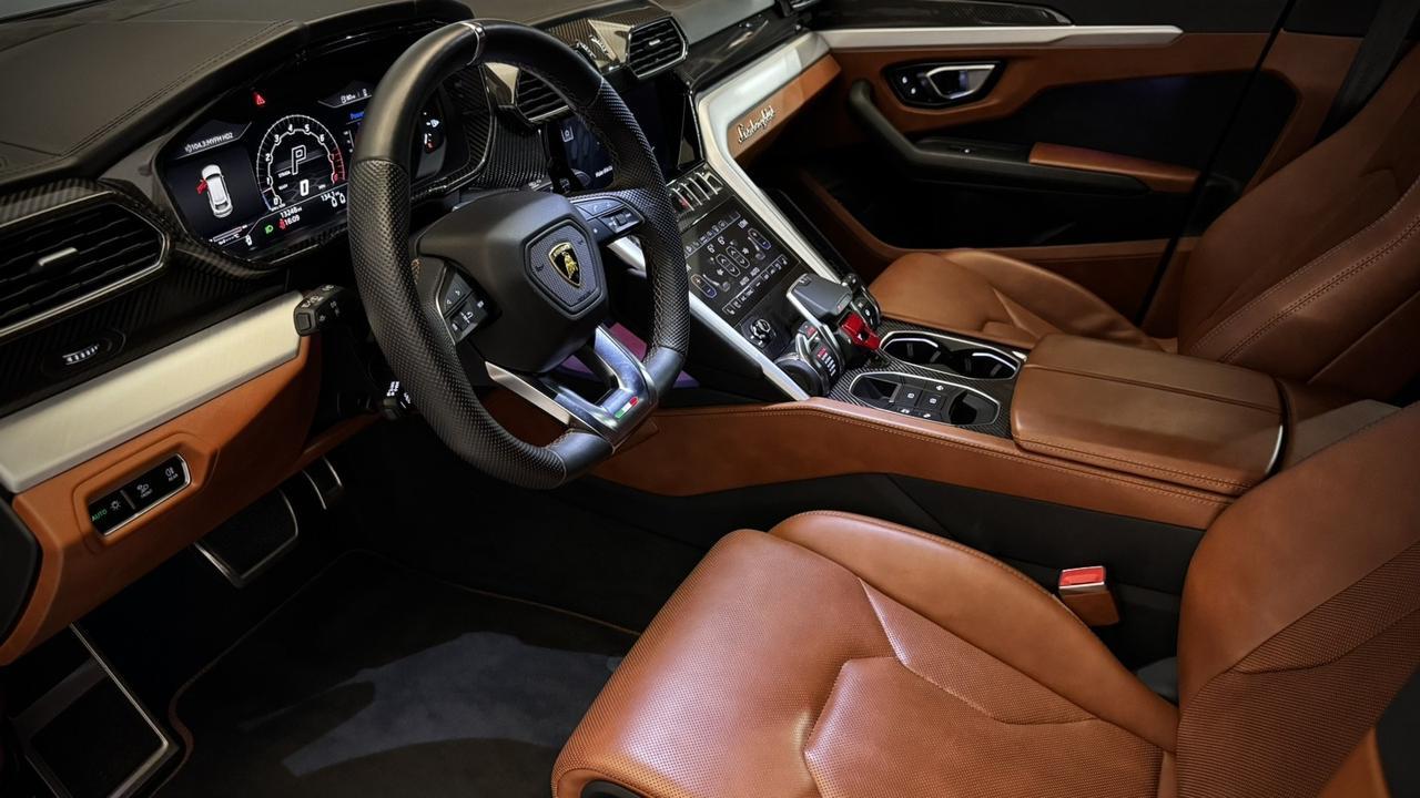 2022 Lamborghini Urus