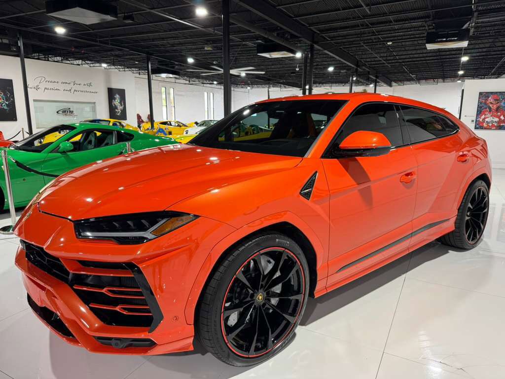 2022 Lamborghini Urus