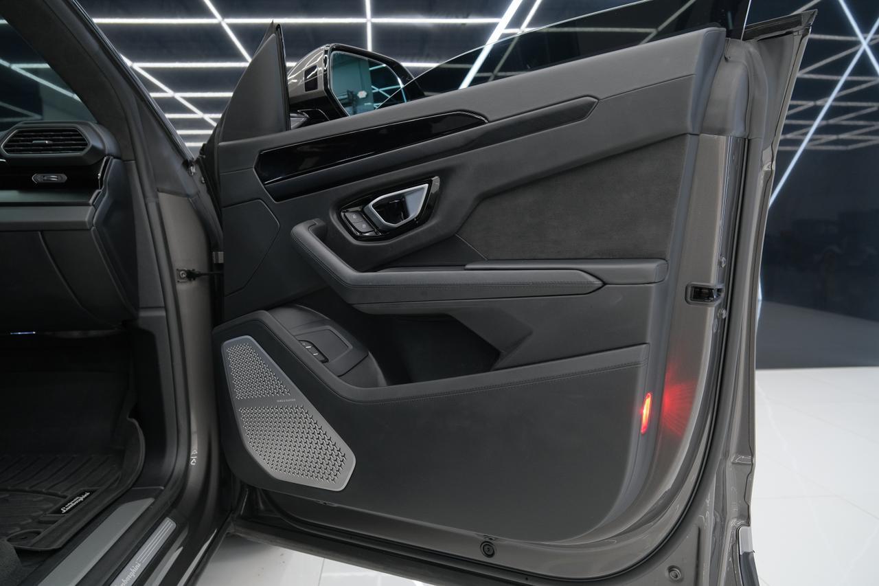 2022 Lamborghini Urus Miami FL