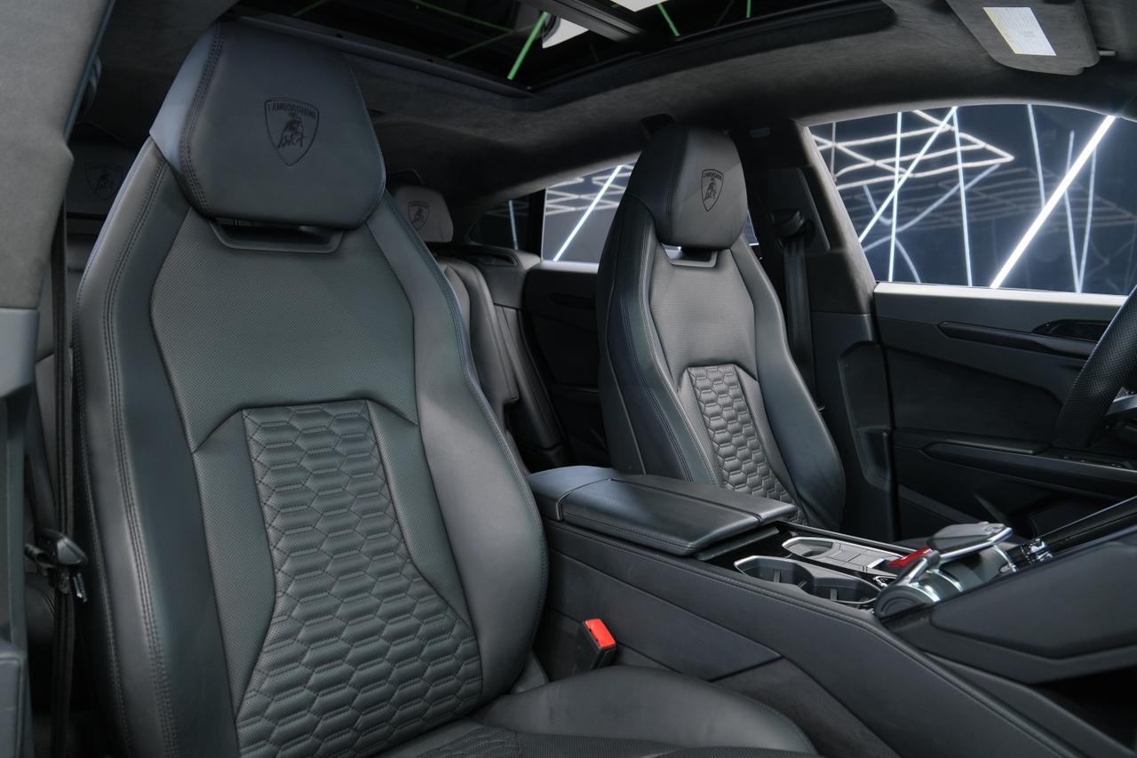 2022 Lamborghini Urus Miami FL