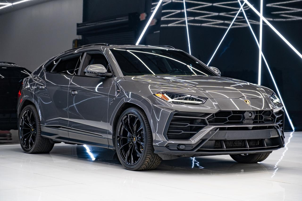 2022 Lamborghini Urus