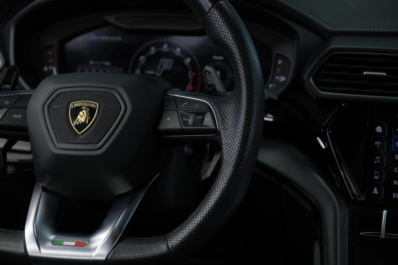 2022 Lamborghini Urus Miami FL