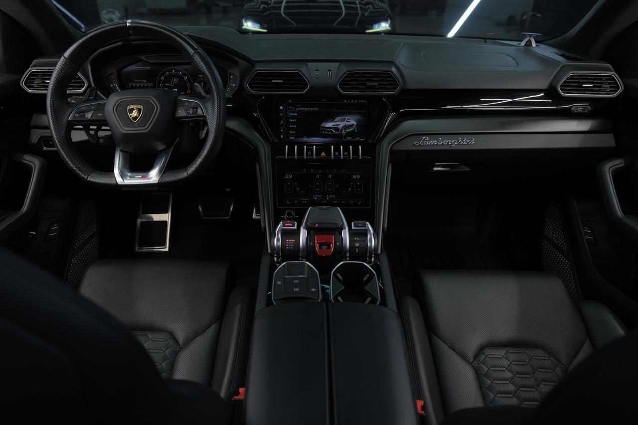 2022 Lamborghini Urus Miami FL