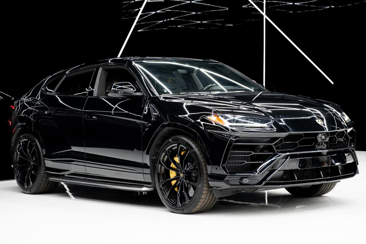 2022 Lamborghini Urus