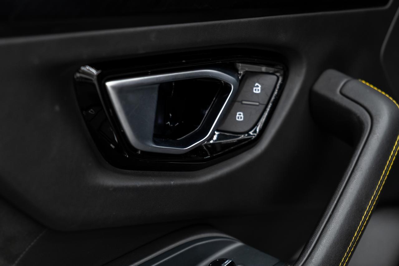 2022 Lamborghini Urus Miami FL