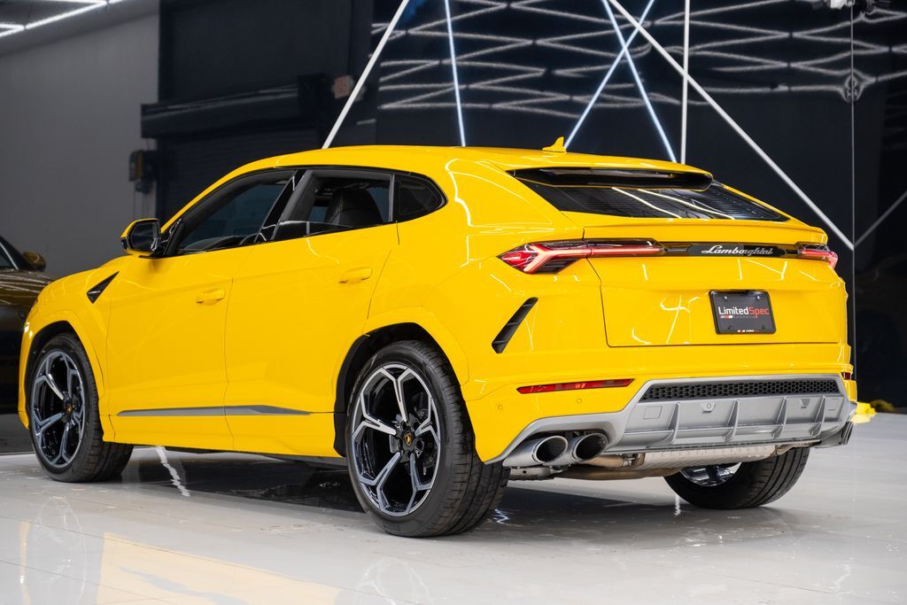2022 Lamborghini Urus Miami FL