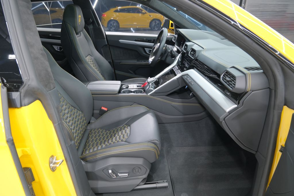 2022 Lamborghini Urus Miami FL
