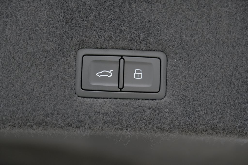 2022 Lamborghini Urus Miami FL