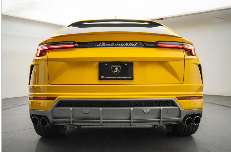 2022 Lamborghini Urus Miami FL