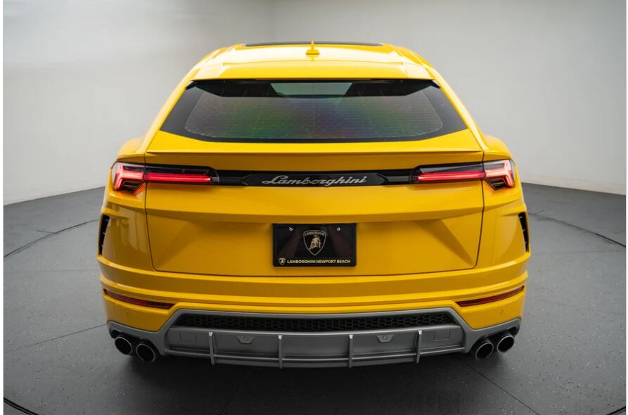 2022 Lamborghini Urus Miami FL