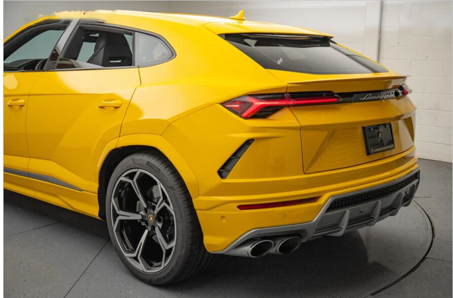 2022 Lamborghini Urus Miami FL