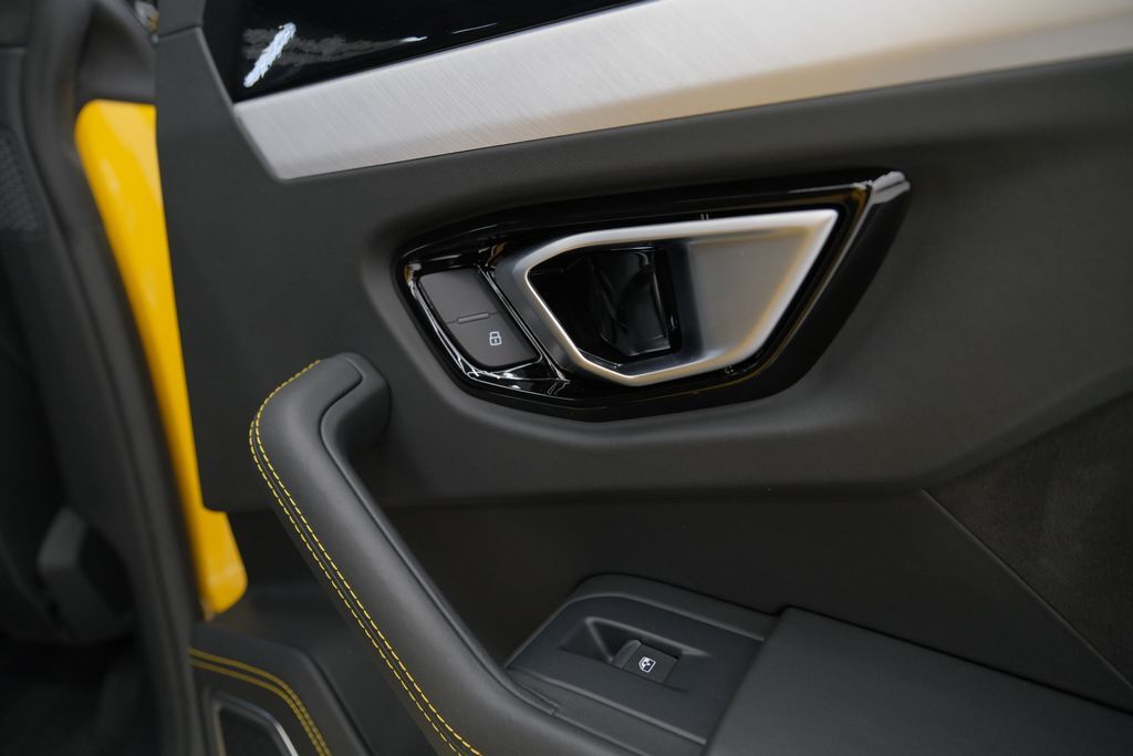 2022 Lamborghini Urus Miami FL