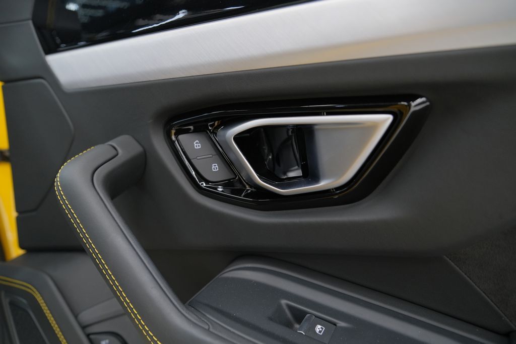 2022 Lamborghini Urus Miami FL