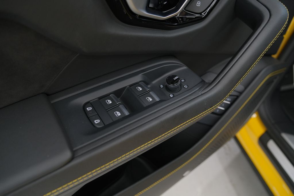 2022 Lamborghini Urus Miami FL