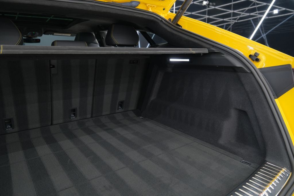 2022 Lamborghini Urus Miami FL