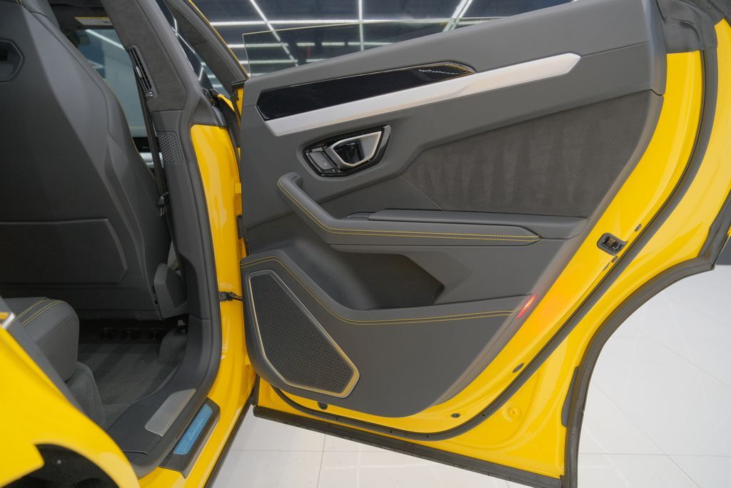 2022 Lamborghini Urus Miami FL