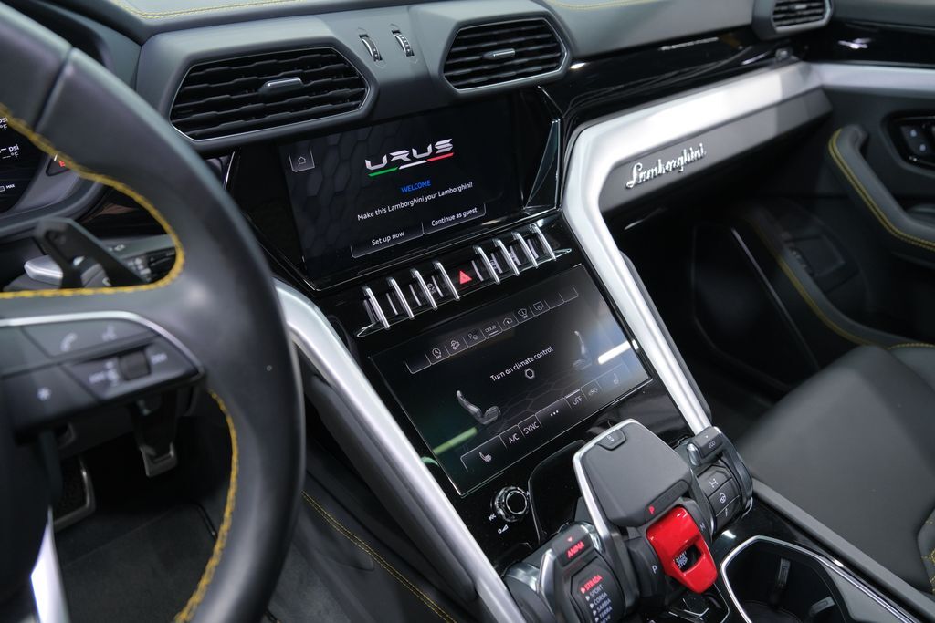 2022 Lamborghini Urus Miami FL