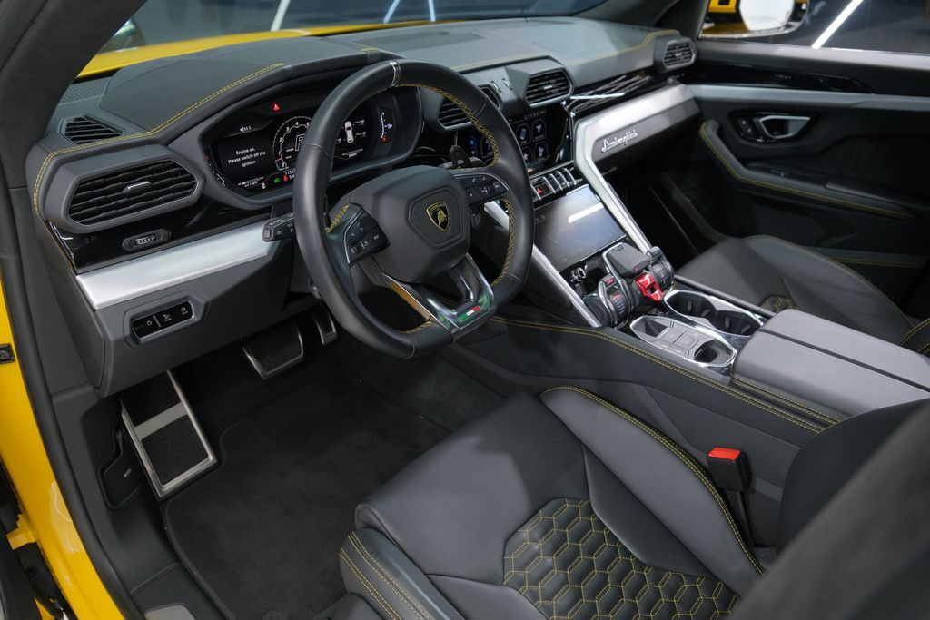 2022 Lamborghini Urus Miami FL
