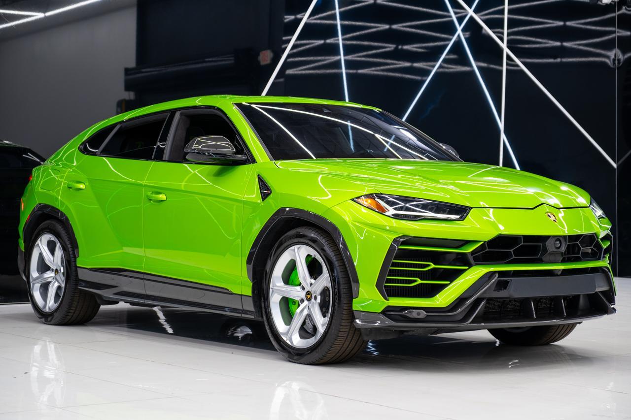 2022 Lamborghini Urus