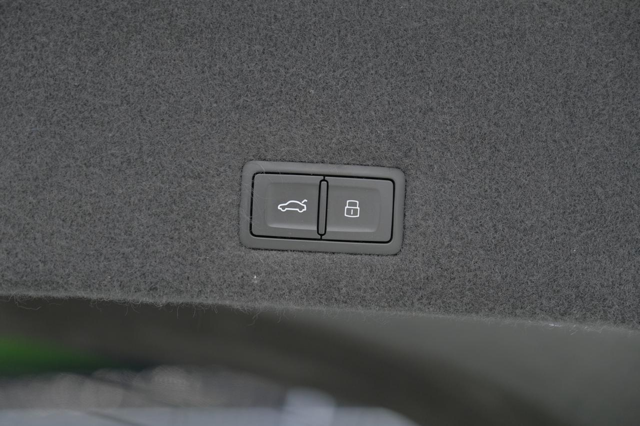 2022 Lamborghini Urus Miami FL