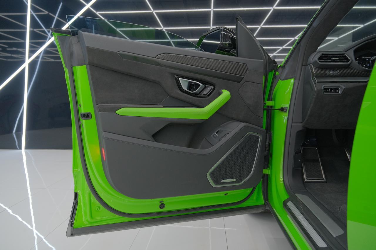 2022 Lamborghini Urus Miami FL