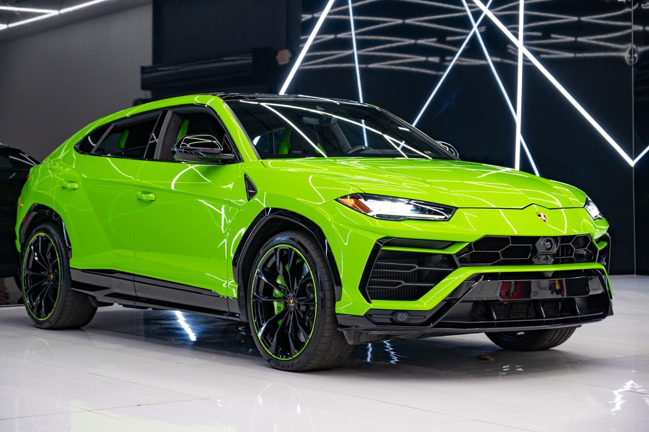 2022 Lamborghini Urus