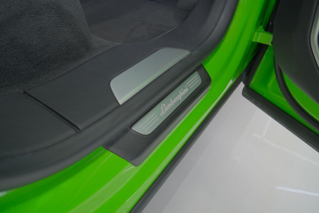 2022 Lamborghini Urus Miami FL