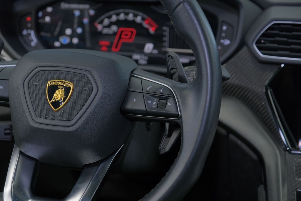 2022 Lamborghini Urus Miami FL