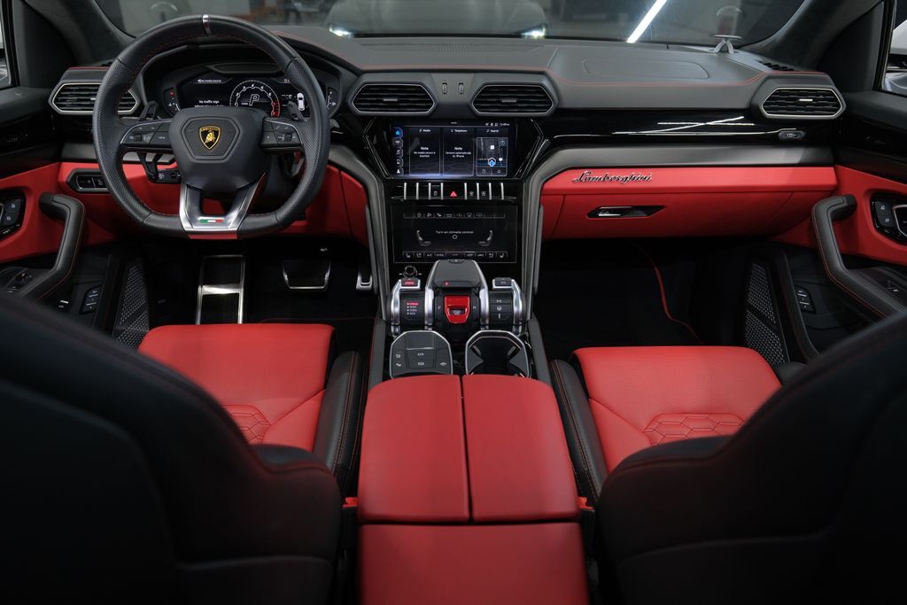 2022 Lamborghini Urus Miami FL