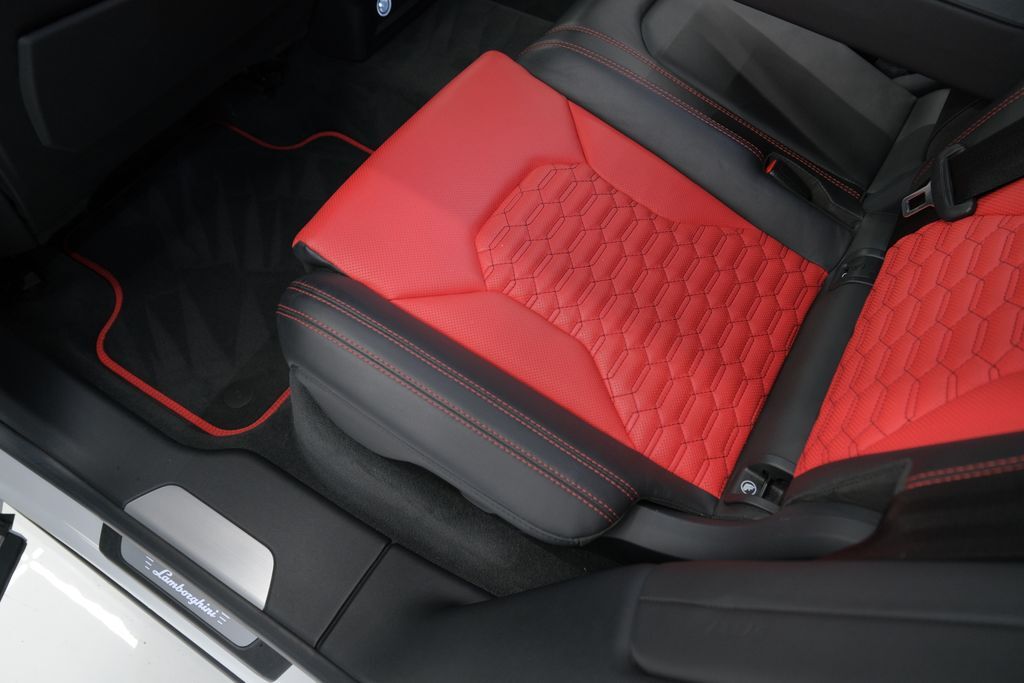 2022 Lamborghini Urus Miami FL