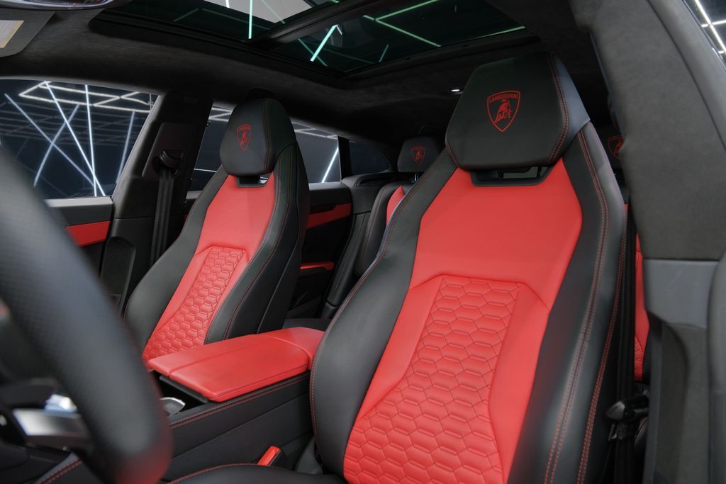 2022 Lamborghini Urus Miami FL