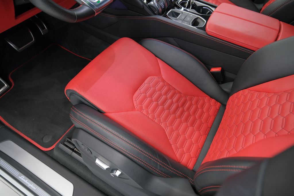2022 Lamborghini Urus Miami FL