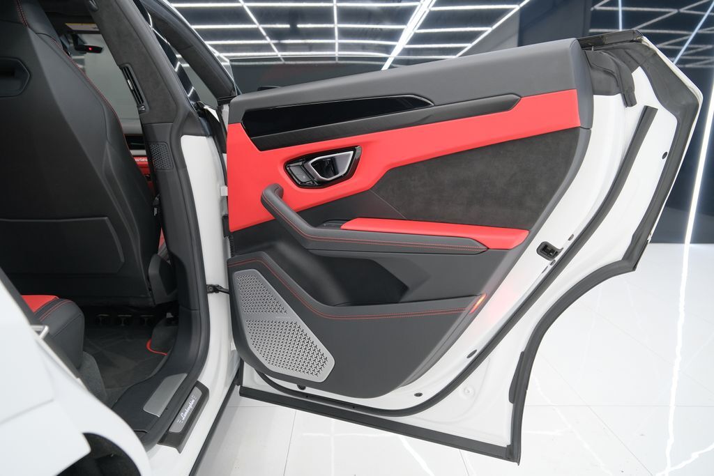 2022 Lamborghini Urus Miami FL