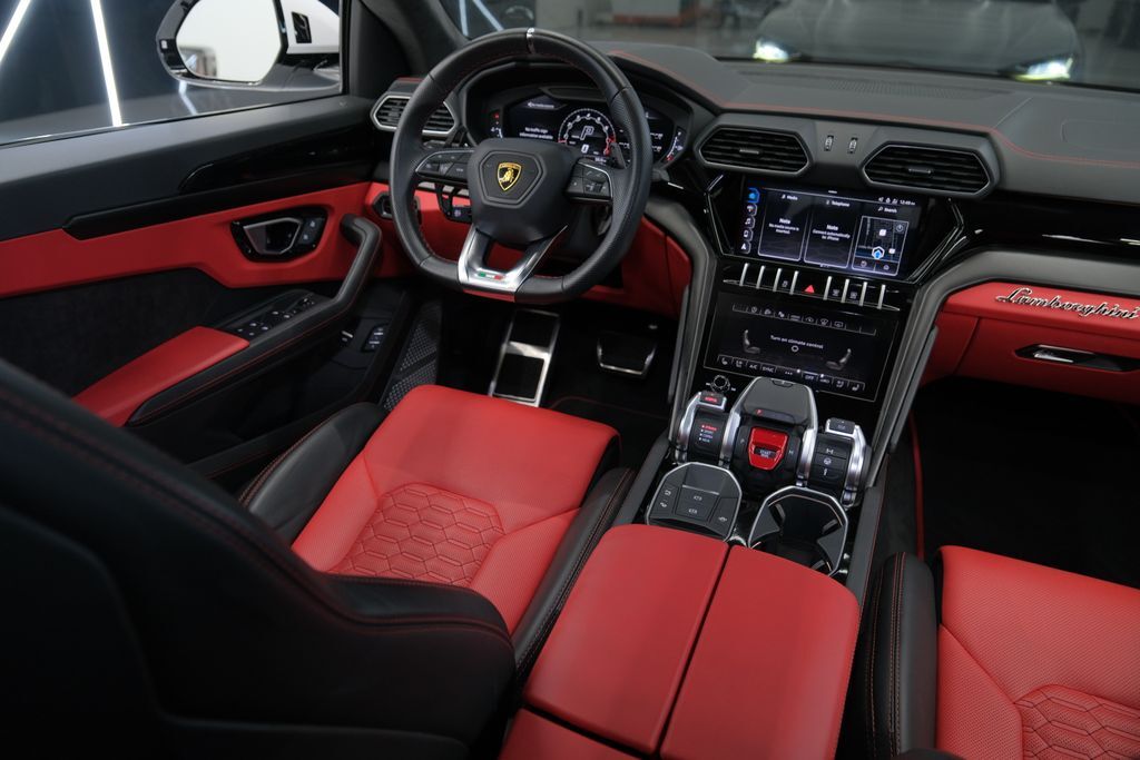 2022 Lamborghini Urus Miami FL