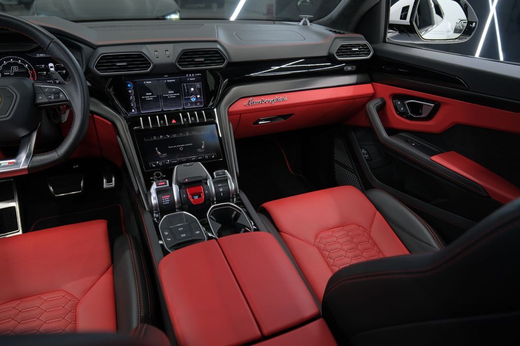2022 Lamborghini Urus Miami FL