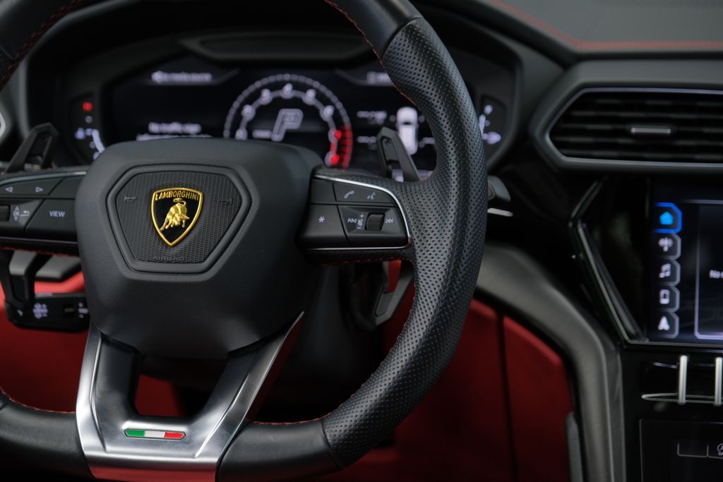 2022 Lamborghini Urus Miami FL