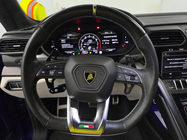 2022 Lamborghini Urus Miami FL
