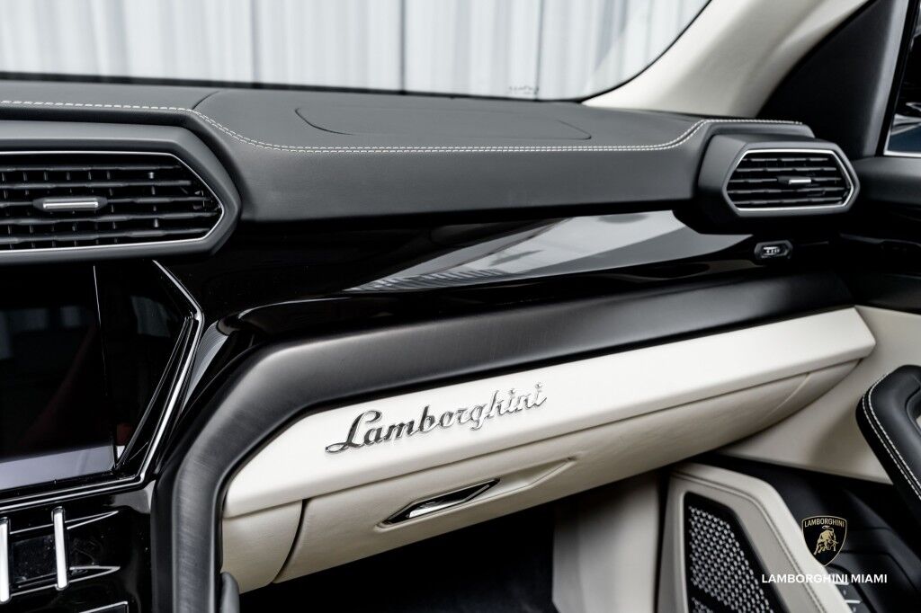 2022 Lamborghini Urus North Miami Beach FL