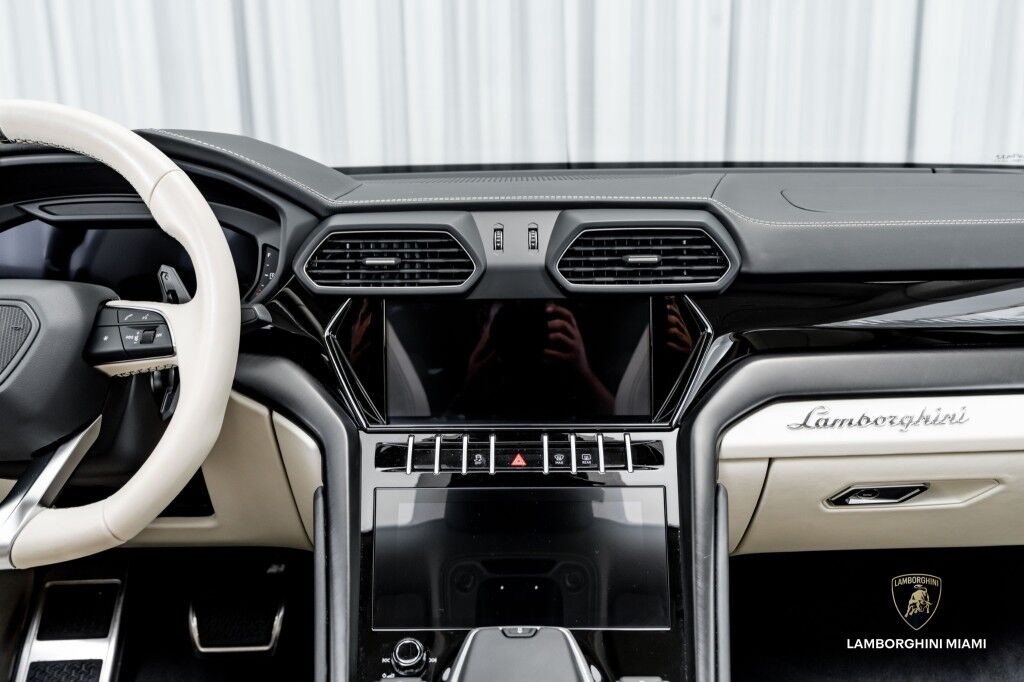 2022 Lamborghini Urus North Miami Beach FL