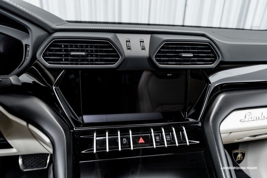 2022 Lamborghini Urus North Miami Beach FL