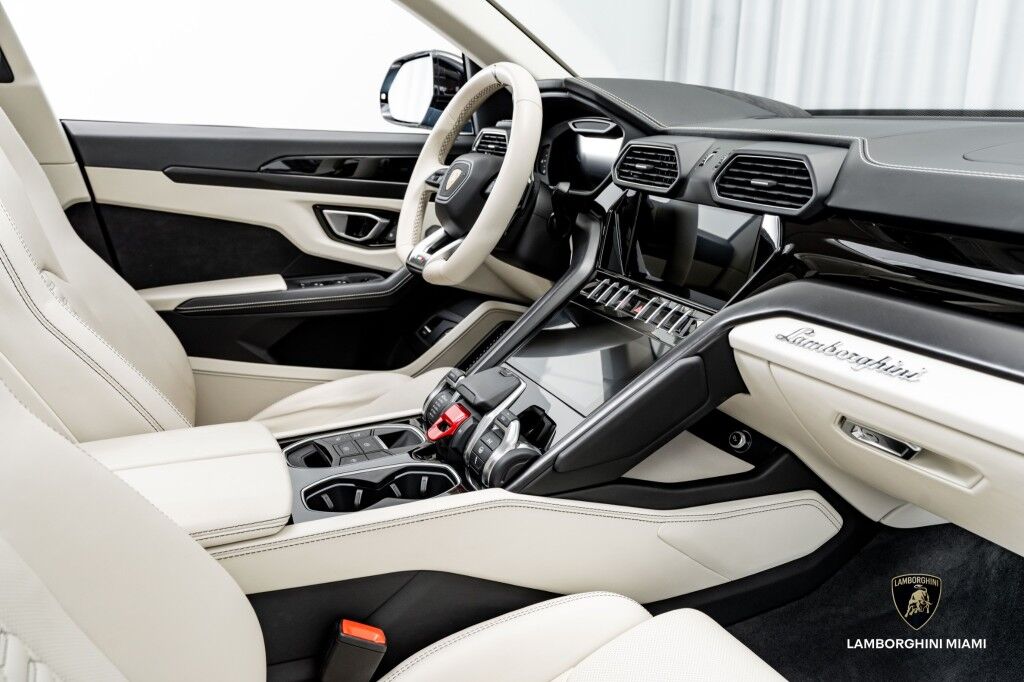 2022 Lamborghini Urus North Miami Beach FL