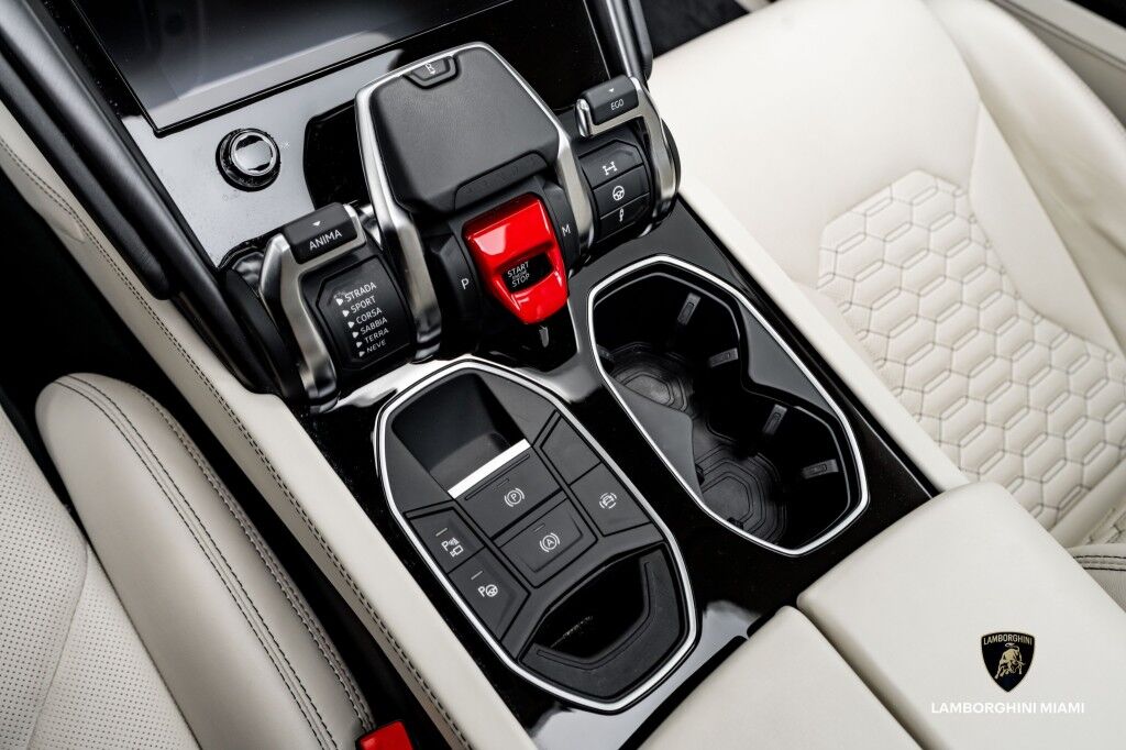 2022 Lamborghini Urus North Miami Beach FL