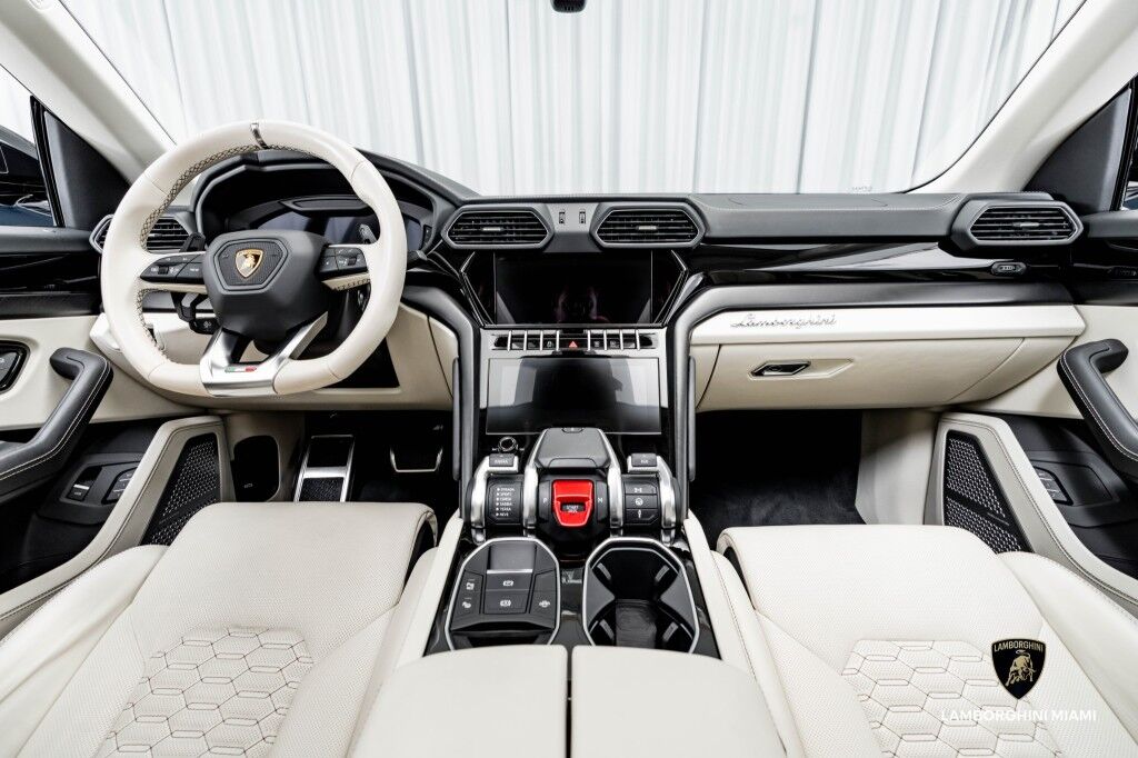 2022 Lamborghini Urus North Miami Beach FL