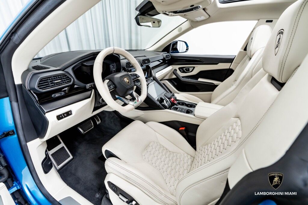 2022 Lamborghini Urus North Miami Beach FL