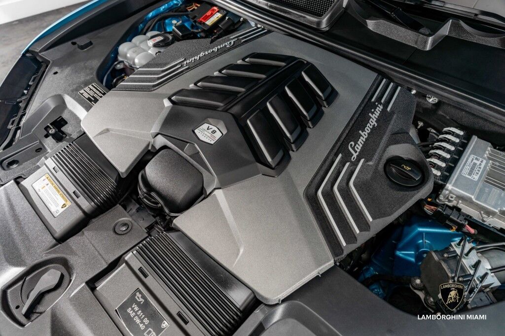 2022 Lamborghini Urus North Miami Beach FL