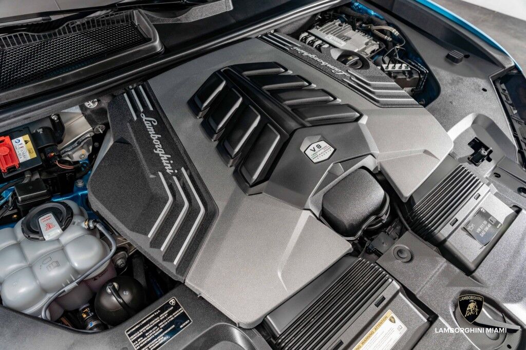 2022 Lamborghini Urus North Miami Beach FL